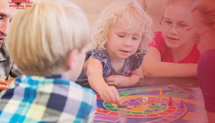 5 melhores jogos de tabuleiro para criancinhas: se divirta com seu filho!